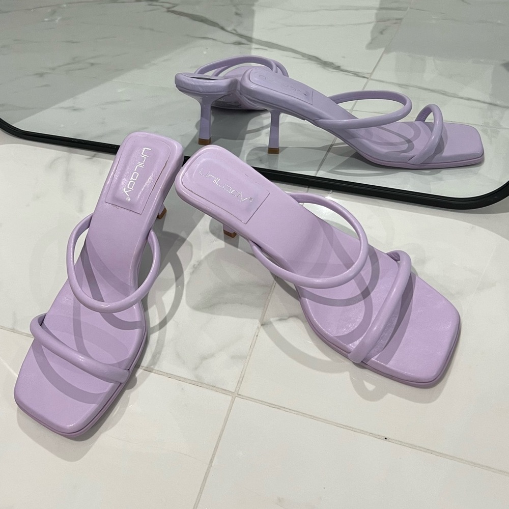 Violet Heels